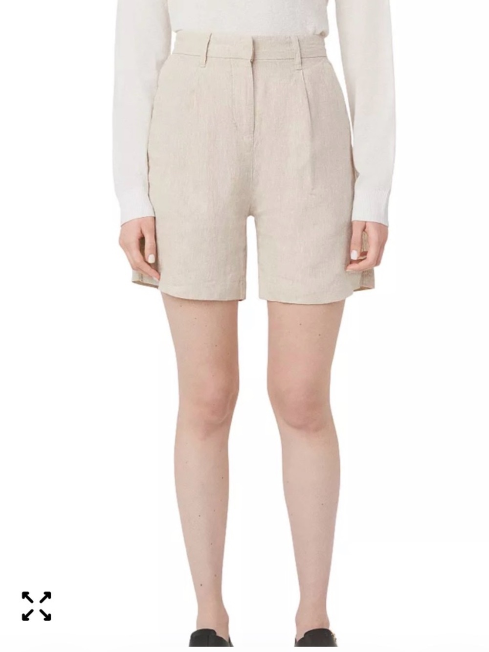 Frank and Oak Amelia linen shorts.